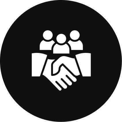 Icon showing three people above a handshake symbol.